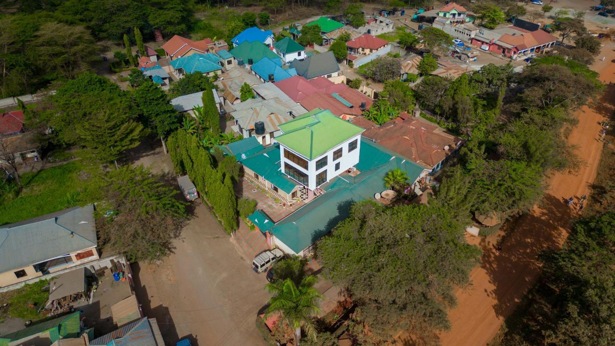 Mzunguu Safari Lodge Usa River Εξωτερικό φωτογραφία